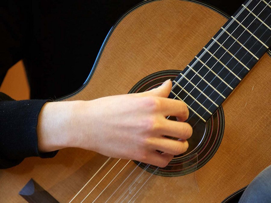 Voice and Guitar Concert in the Garrison Church